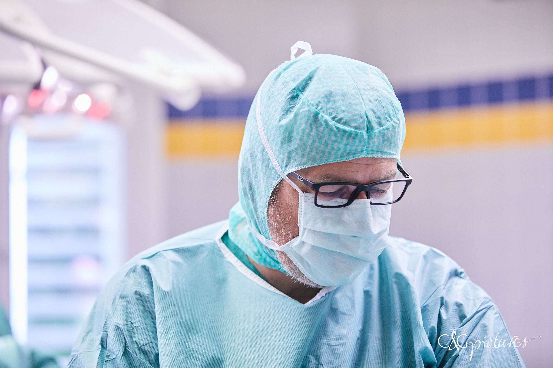 Operation - Dr. Robert Url